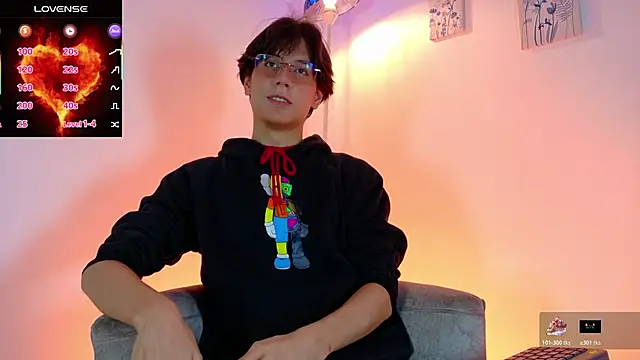 lui x dust online show from March 19, 2026, 4:05 am