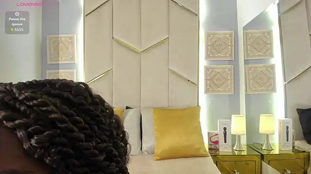 Snapshot of KarinaaCoxx chatting on May 29, 2026, 11:52 am KarinaaCoxx online show from May 29, 2026, 11:52 am