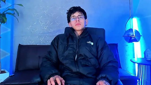 Angel scott2 online show from March 8, 2026, 11:36 am