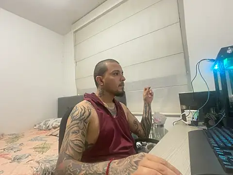 Maximo Garcia17 online show from March 9, 2026, 11:42 pm