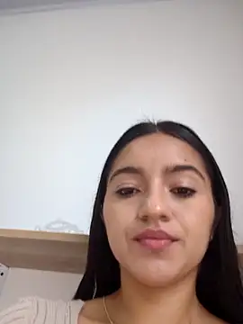 Snapshot of DulceCaroX chatting on June 9, 2026, 1:01 pm DulceCaroX online show from June 9, 2026, 1:01 pm