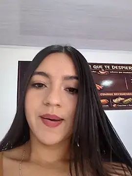 DulceCaroX online show from July 2, 2026, 3:51 pm