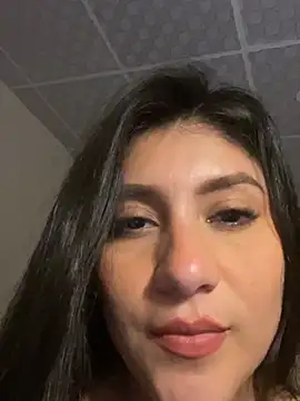 Snapshot of latinasoftie chatting on June 26, 2026, 4:06 am latinasoftie online show from June 26, 2026, 4:06 am