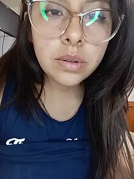 Rosyshadow online show from June 6, 2026, 8:13 pm