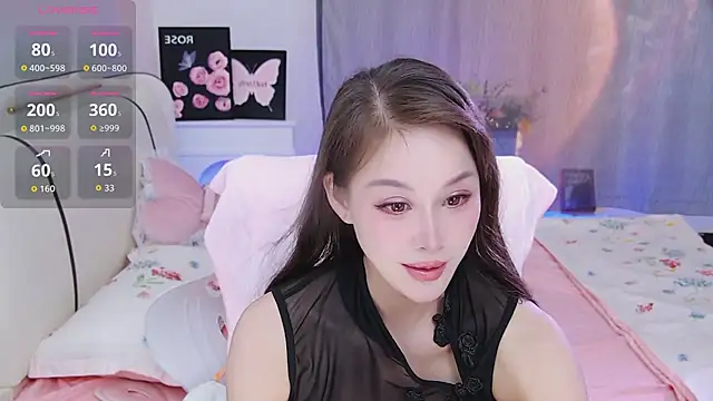 Luckmia333 online show from May 22, 2026, 3:28 pm