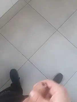 matibam92 online show from February 25, 2026, 1:43 pm