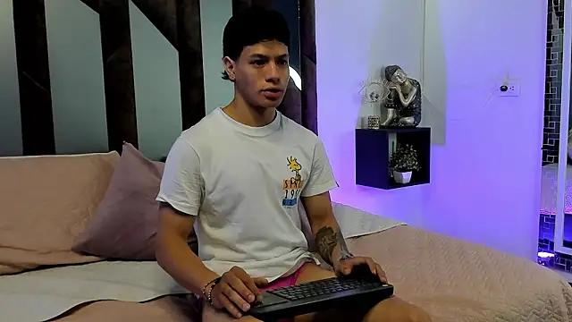 TonyPetrovjs online show from March 1, 2026, 5:53 am