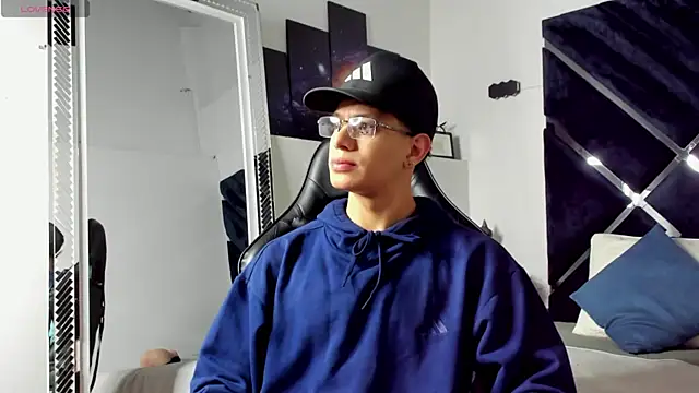 TonyPetrovjs online show from July 9, 2026, 5:11 am