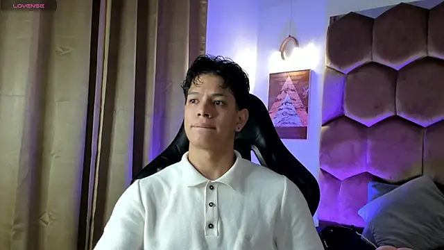 TonyPetrovjs online show from July 12, 2026, 5:42 am