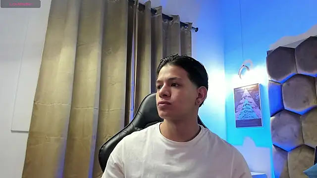 TonyPetrovjs online show from July 17, 2026, 5:25 am