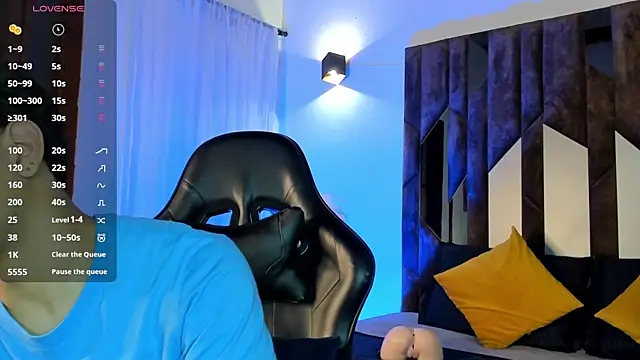TonyPetrovjs online show from July 25, 2026, 4:43 am
