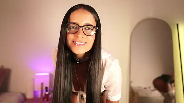 monicaflowerr online show from July 30, 2026, 9:25 pm