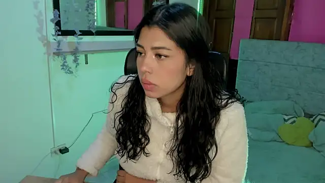 Snapshot of Aysha_winxs chatting on May 24, 2026, 3:11 am Aysha winxs online show from May 24, 2026, 3:11 am
