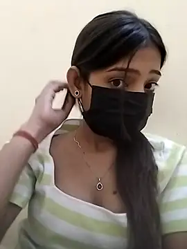 Snapshot of Miss__hotty chatting on April 11, 2026, 9:24 am Miss hotty online show from April 11, 2026, 9:24 am