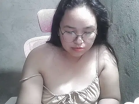 wildchinita00 online show from June 10, 2026, 12:22 am