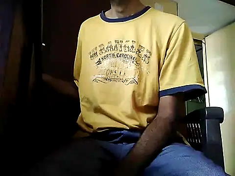 Snapshot of sub_slave_indi chatting on October 1, 2025, 5:02 am sub slave indi online show from October 1, 2025, 5:02 am