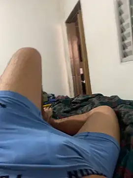 Rikellmee  online show from May 2, 2026, 2:11 pm
