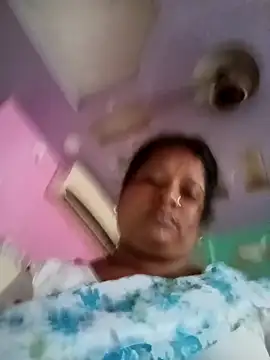 Sexy-Aliya online show from April 28, 2026, 1:15 am