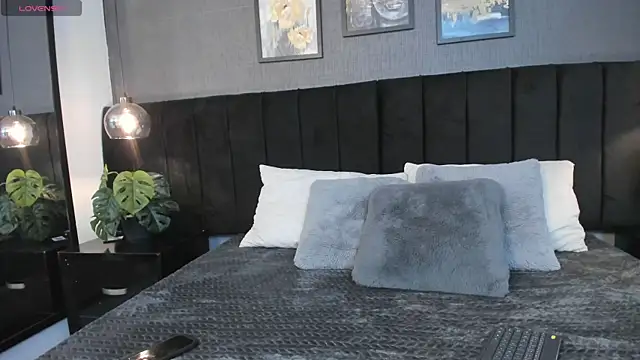 Bianca Monroe  online show from July 14, 2026, 8:14 pm