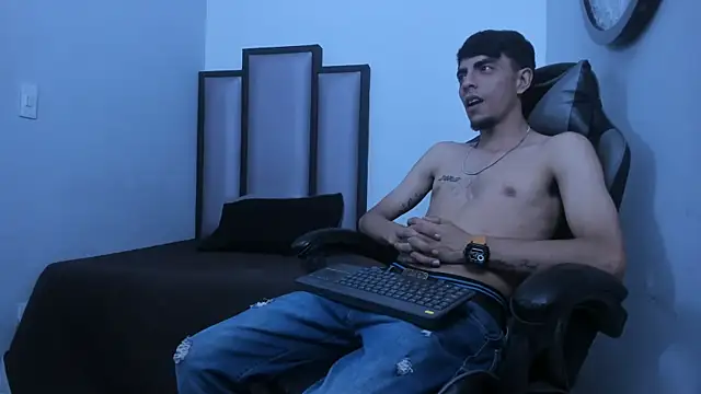 Endrick-23 online show from March 19, 2026, 3:32 am