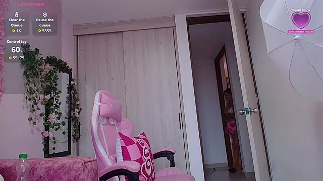 Baby  Velvet online show from March 13, 2026, 11:28 am