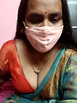 Snapshot of keerthy_telugu chatting on July 25, 2026, 5:43 pm keerthy telugu online show from July 25, 2026, 5:43 pm