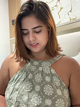 Snapshot of Lilithgomez_ chatting on April 14, 2026, 6:03 pm Lilithgomez online show from April 14, 2026, 6:03 pm