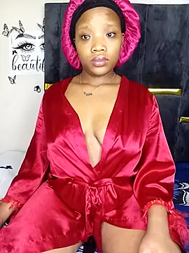 Divine Beautyxx online show from May 2, 2026, 4:12 pm