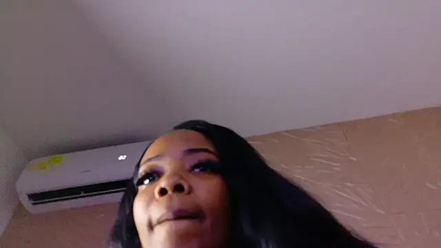 Snapshot of nina_bae chatting on July 3, 2026, 7:53 pm nina bae online show from July 3, 2026, 7:53 pm