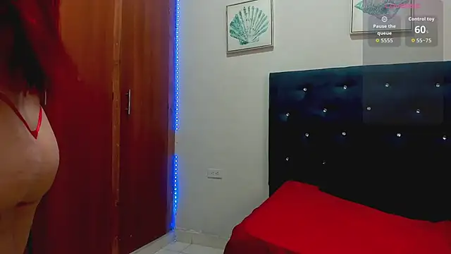 Snapshot of SofiaGonzales_ chatting on May 9, 2026, 1:38 pm SofiaGonzales online show from May 9, 2026, 1:38 pm