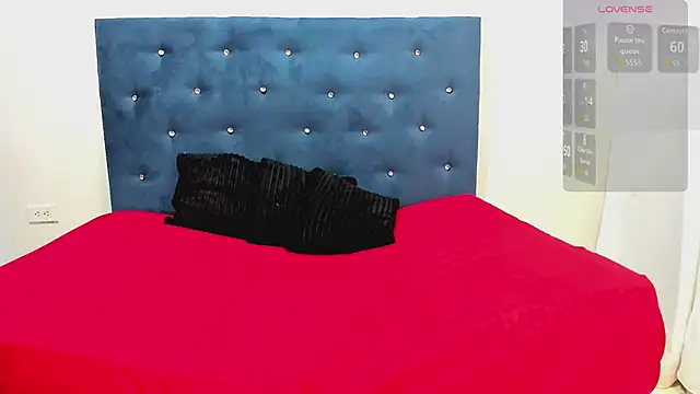 Snapshot of SofiaGonzales_ chatting on May 20, 2026, 1:06 pm SofiaGonzales online show from May 20, 2026, 1:06 pm