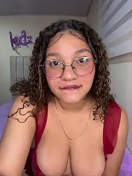 KendyLove  online show from July 27, 2026, 4:52 am