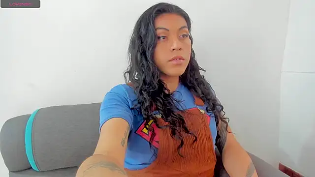 Jess Hoffman online show from April 30, 2026, 8:04 pm