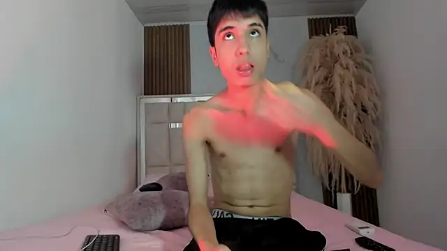 Katty Tokio online show from March 18, 2026, 9:51 pm