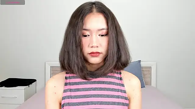 Kiraeko online show from April 25, 2026, 11:13 pm