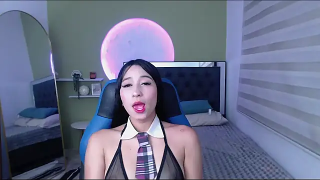 Snapshot of ivvoncute chatting on May 23, 2026, 1:44 am ivvoncute online show from May 23, 2026, 1:44 am