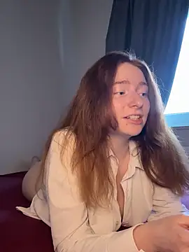 HoneyBunny18 online show from May 2, 2026, 6:13 pm