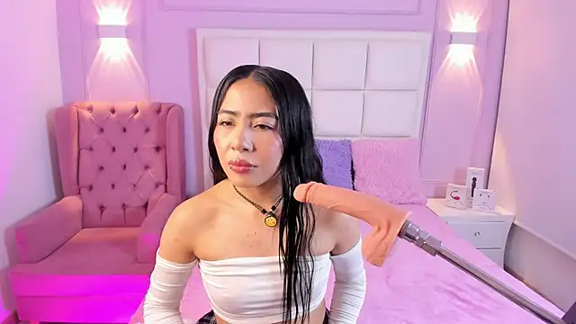 Valecute  online show from April 28, 2026, 8:03 pm