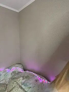 EvelynRavenwood online show from March 4, 2026, 4:24 pm