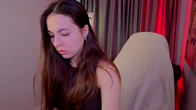 BellaThery online show from July 11, 2026, 4:48 am