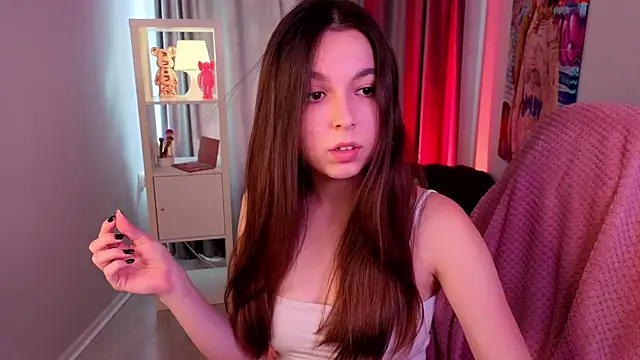 BellaThery online show from July 28, 2026, 11:17 am