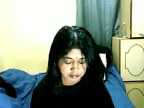 Snapshot of IndianPleasures21 chatting on May 4, 2026, 7:04 am IndianPleasures21 online show from May 4, 2026, 7:04 am