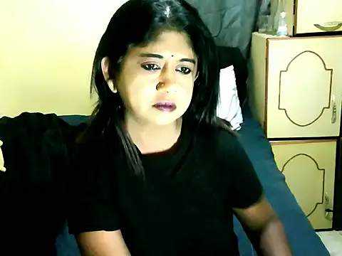 Snapshot of IndianPleasures21 chatting on May 18, 2026, 1:39 pm IndianPleasures21 online show from May 18, 2026, 1:39 pm