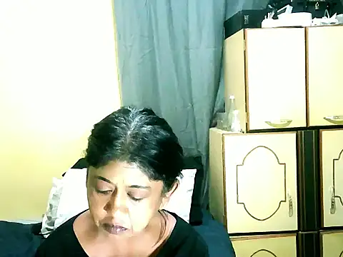 Snapshot of IndianPleasures21 chatting on May 22, 2026, 5:51 pm IndianPleasures21 online show from May 22, 2026, 5:51 pm