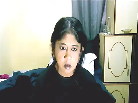 Snapshot of IndianPleasures21 chatting on June 22, 2026, 12:35 pm IndianPleasures21 online show from June 22, 2026, 12:35 pm