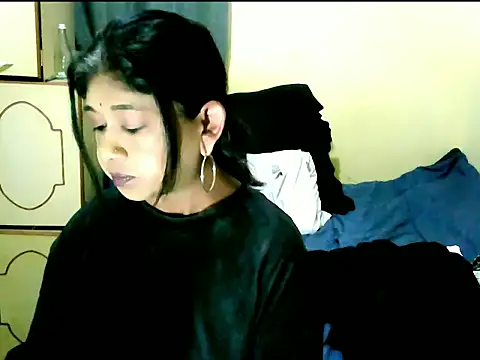 Snapshot of IndianPleasures21 chatting on June 27, 2026, 4:39 am IndianPleasures21 online show from June 27, 2026, 4:39 am