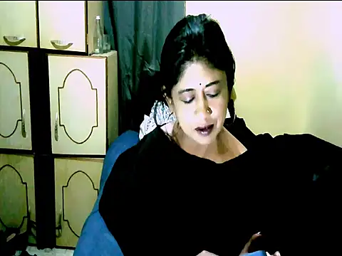 Snapshot of IndianPleasures21 chatting on August 1, 2026, 4:23 am IndianPleasures21 online show from August 1, 2026, 4:23 am