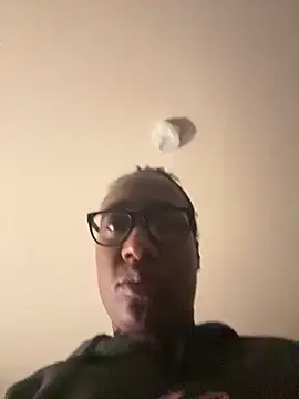 krissycream7 online show from February 22, 2026, 7:29 am