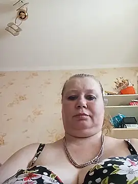 Snapshot of KiraStanton chatting on July 1, 2026, 11:01 am KiraStanton online show from July 1, 2026, 11:01 am