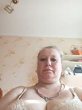 Snapshot of KiraStanton chatting on July 20, 2026, 1:57 pm KiraStanton online show from July 20, 2026, 1:57 pm